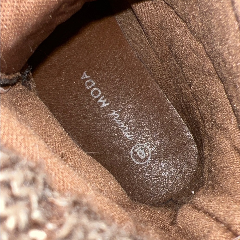 Mini Moda Brown Boots Toddler size 6 - Picture 2 of 7